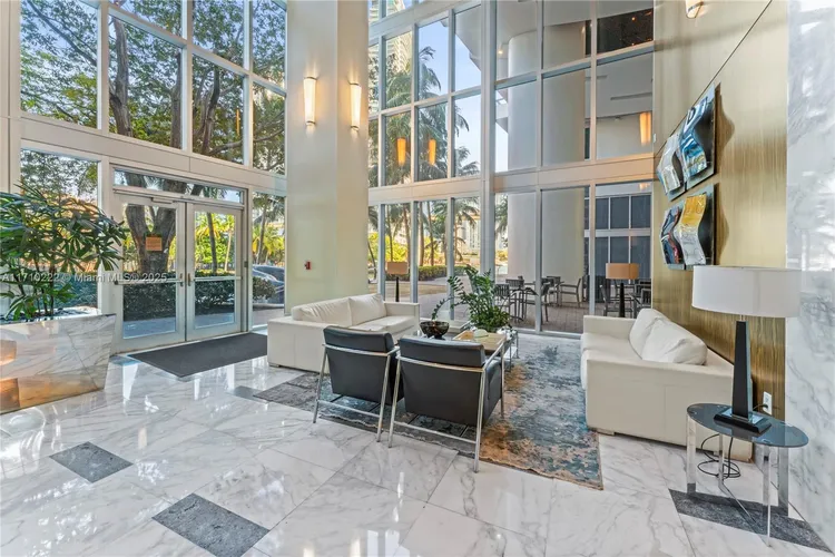 Latitude #603 image #37