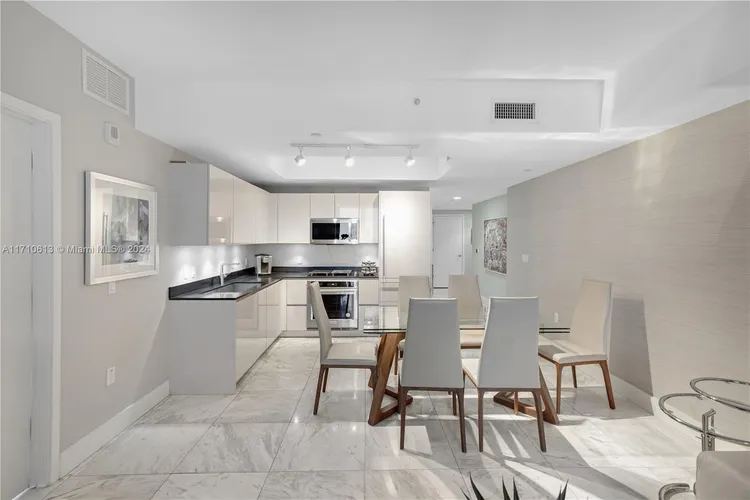 1010 Brickell #3911 image #22