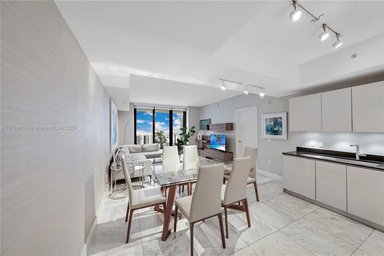 1010 Brickell #3911 image #25