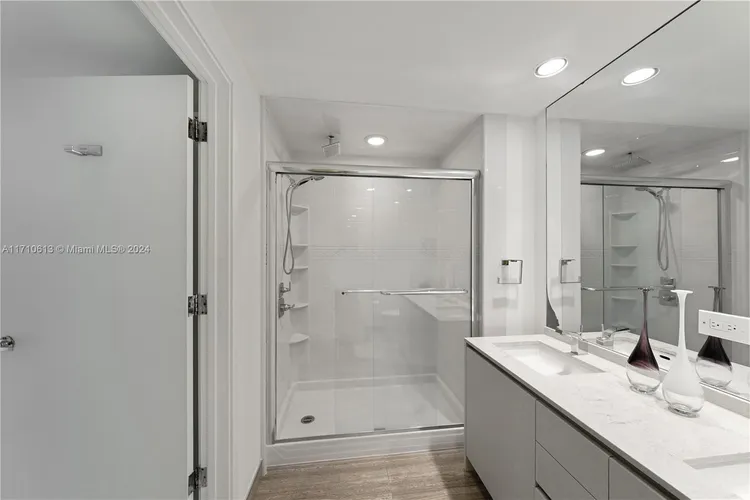 1010 Brickell #3911 image #27