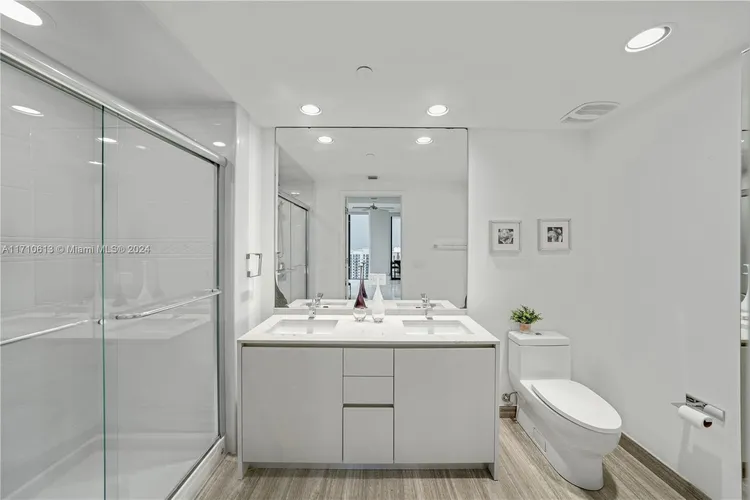 1010 Brickell #3911 image #28