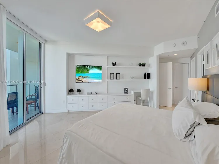 Marina Palms Yacht Club and Residences North Tower #2008 image #52