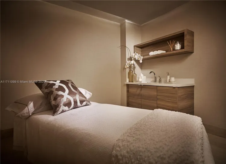 Marina Palms Yacht Club and Residences North Tower #2008 image #70