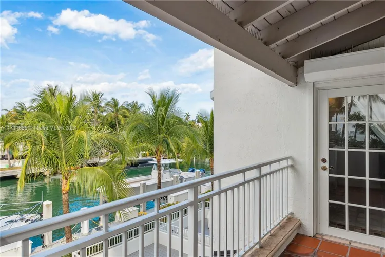 Townhomes at Sunset Harbour #101 image #17