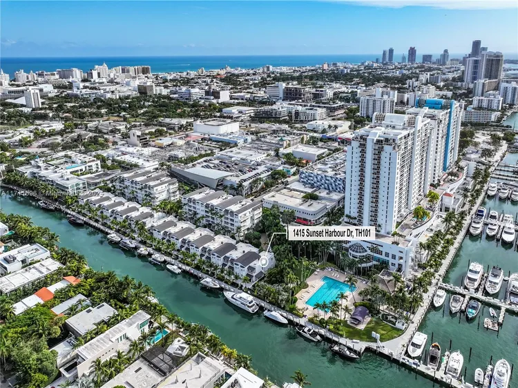 Townhomes at Sunset Harbour #101 image #27