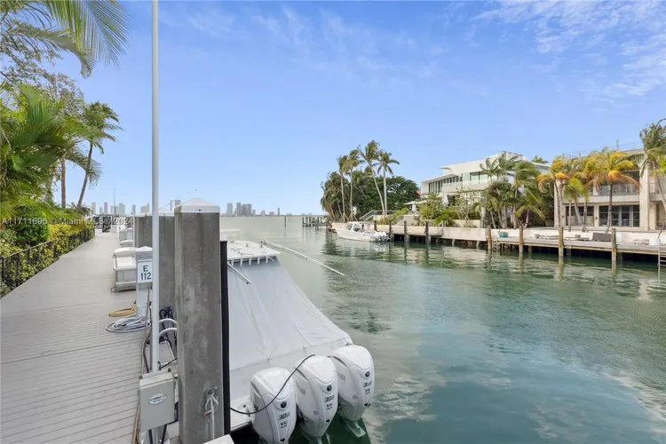 Townhomes at Sunset Harbour #101 image #31