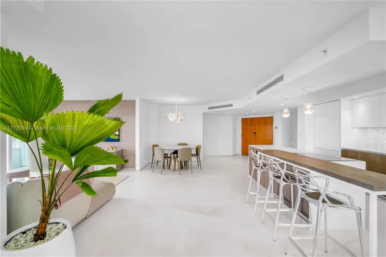 South Pointe Tower #604 image #14