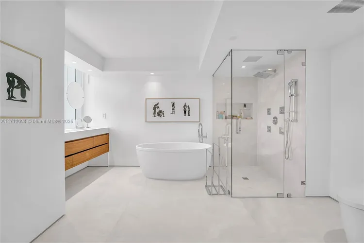 South Pointe Tower #604 image #25