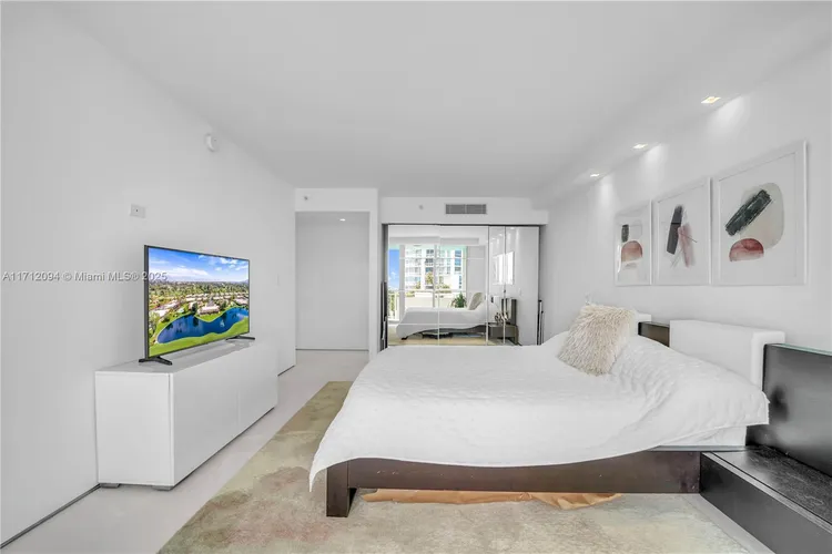 South Pointe Tower #604 image #29