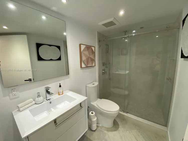 Sunset Harbour North #1212 image #10