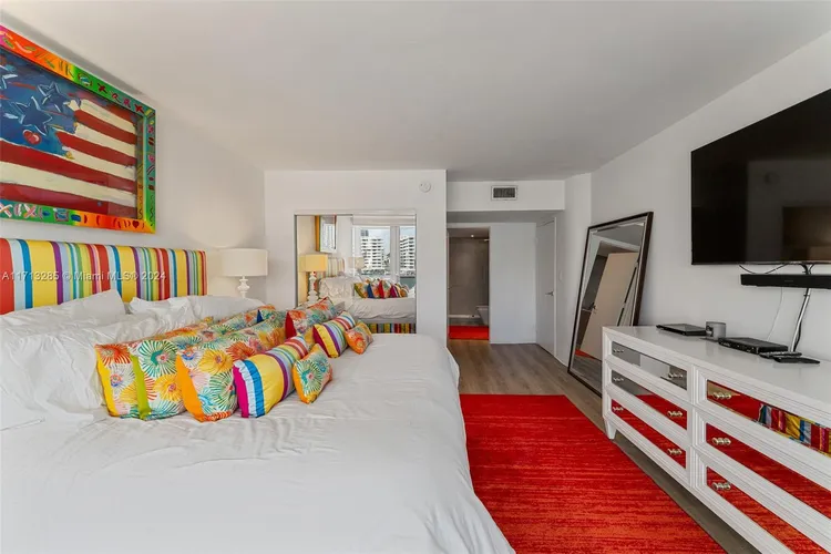 King Cole #224 image #21