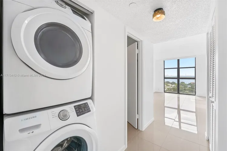 Towers of Quayside Condo #2 #1606 image #16