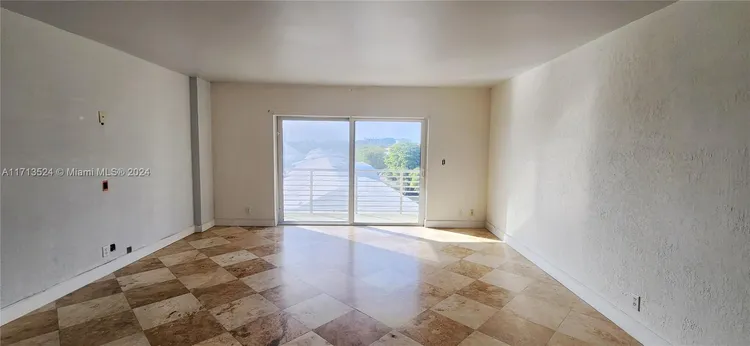 Lauderdale Tower #G5 image #6