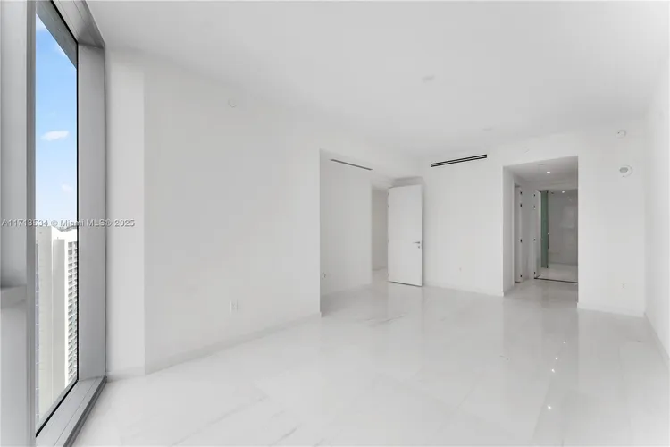 Aston Martin Residences #4102 image #20