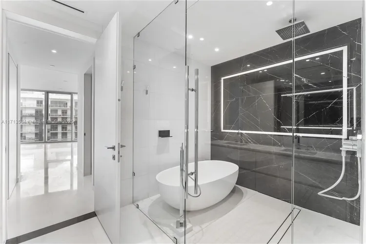 Aston Martin Residences #4102 image #23