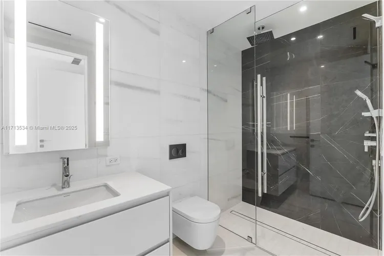 Aston Martin Residences #4102 image #29