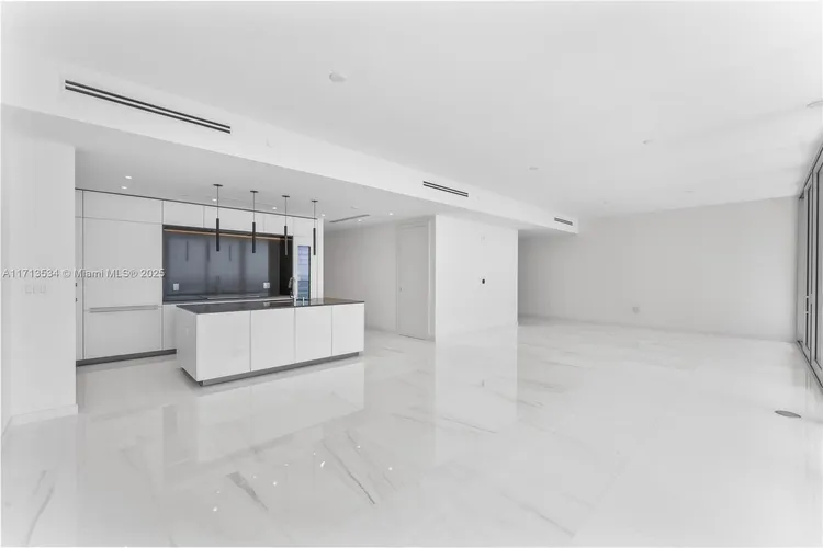 Aston Martin Residences #4102 image #6