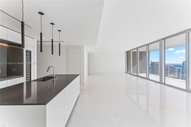 Aston Martin Residences #4102 image #7