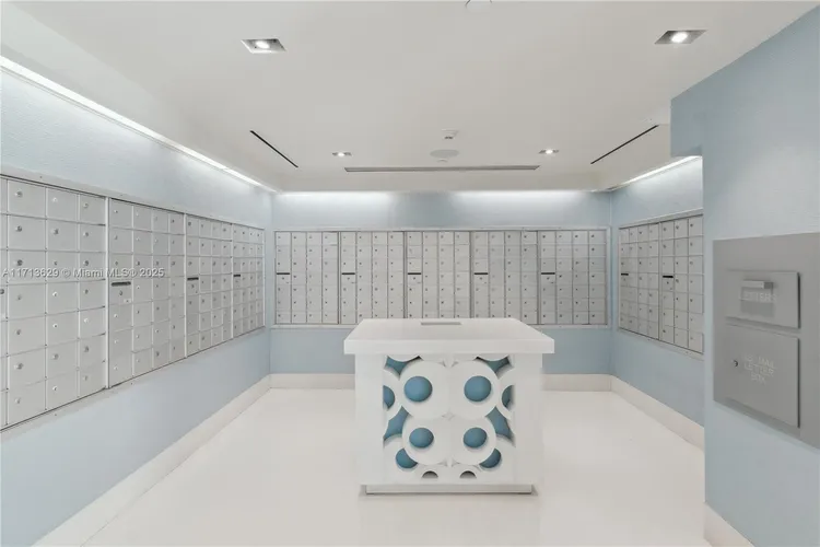 Floridian #2412 image #38