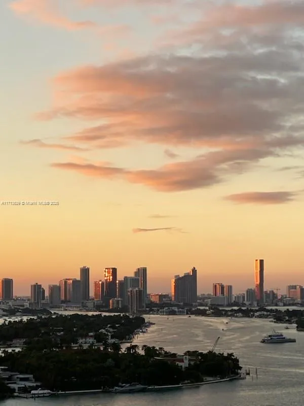 Floridian #2412 image #43