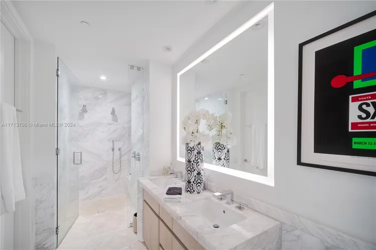 Park Grove Club Residences #507 image #12
