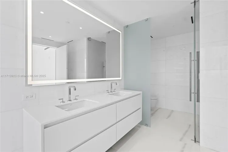 Aston Martin Residences #4407 image #20