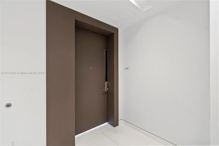 Aston Martin Residences #4407 image #7