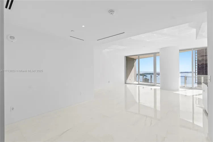 Aston Martin Residences #4407 image #9