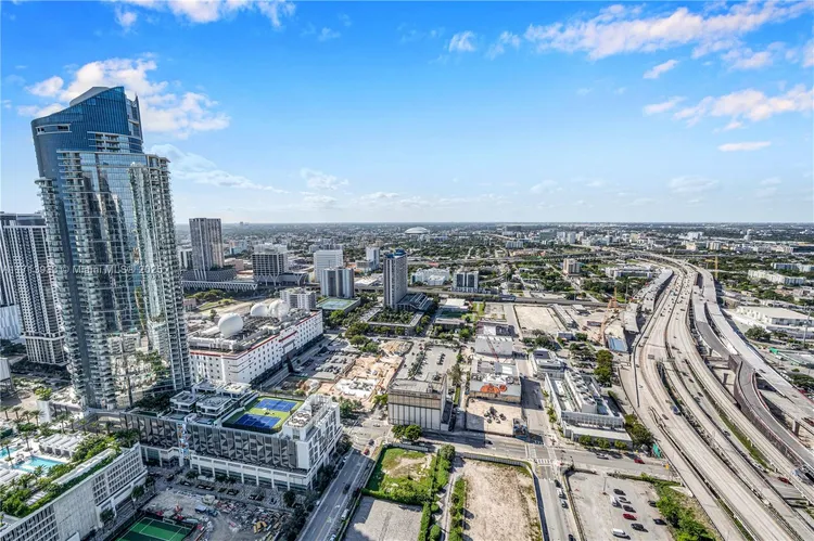 Ten Museum Park #LPH4407 image #66