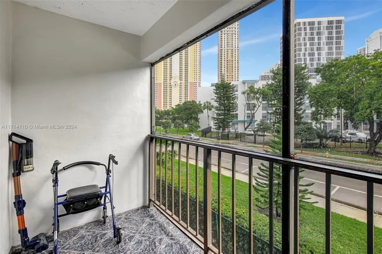 Le Cartier #224 image #9