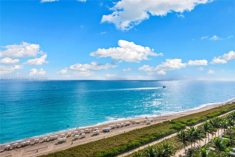 The Surf Club Four Seasons Hotel And Residences #N-1021 image #36