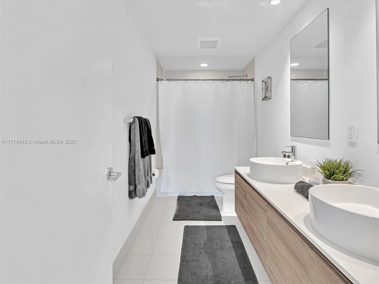 Hyde Midtown #2807 image #24