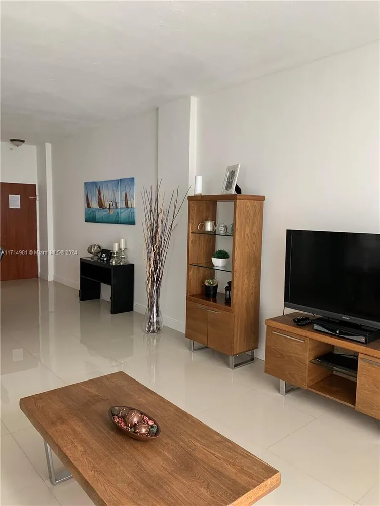 The Tides On Hollywood Beach #PH16K image #16