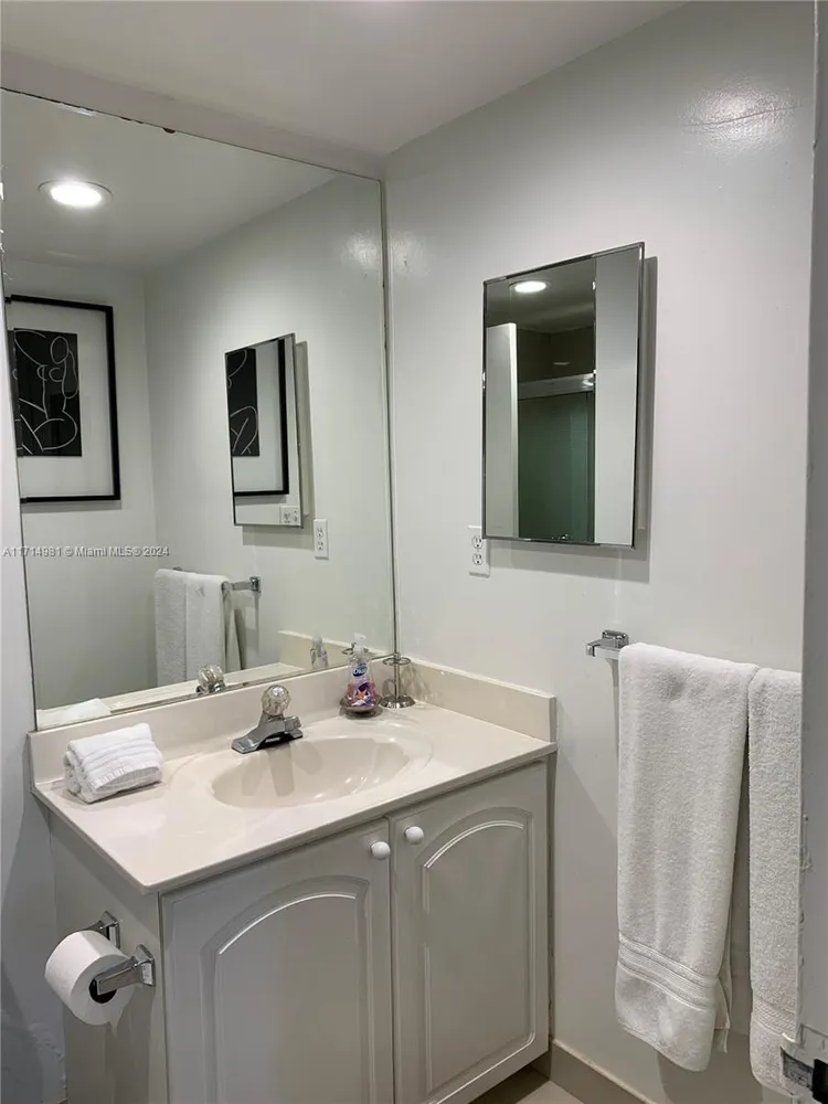 The Tides On Hollywood Beach #PH16K image #7