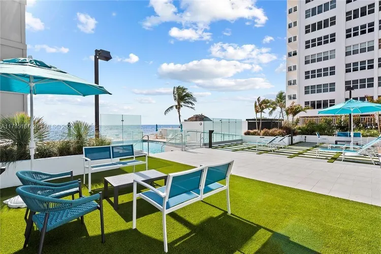 Regency Towers #1602 image #27