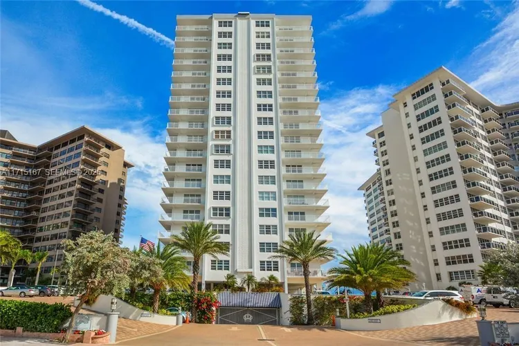 Regency Towers #1602 image #32