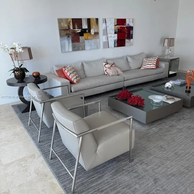 Hamptons South #409 image #6