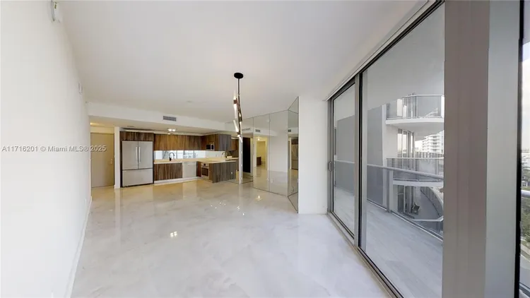 Aria on the Bay #801 image #11