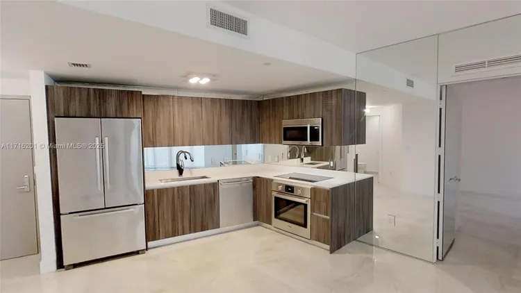 Aria on the Bay #801 image #25