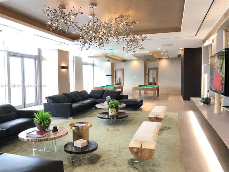 Aria on the Bay #801 image #34