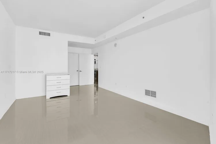 Quantum on the Bay #3104 image #21