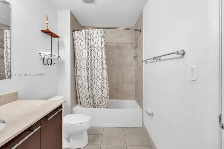 Quantum on the Bay #3104 image #26