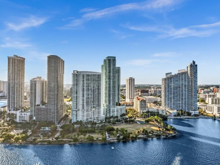 Quantum on the Bay #3104 image #32