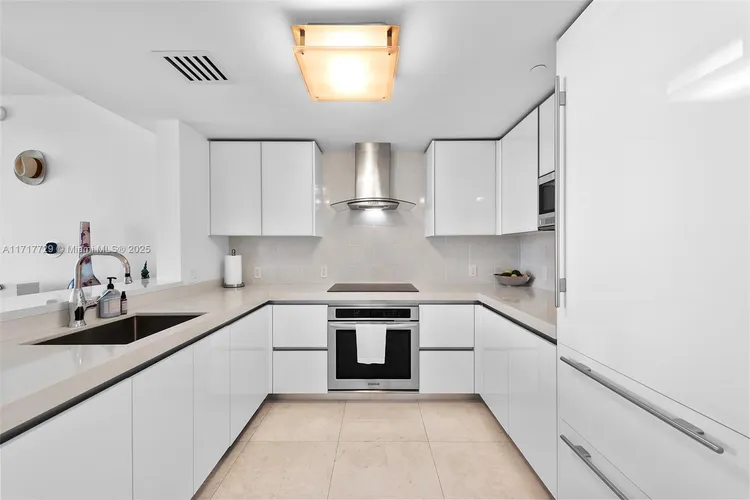 Skyline On Brickell #3203 image #23