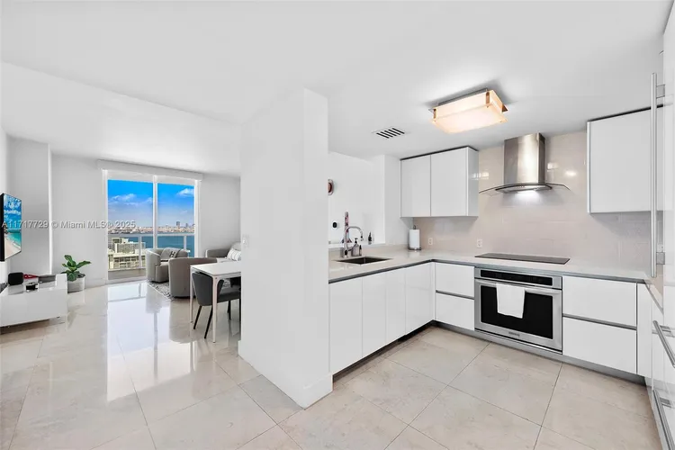 Skyline On Brickell #3203 image #24