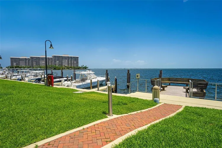 L Hermitage #58 image #29