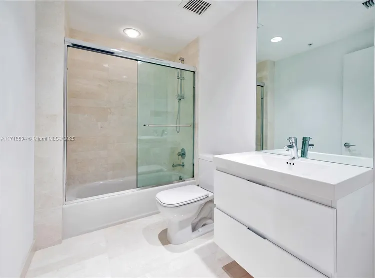 Marina Palms Yacht Club and Residences South Tower #1204 image #26