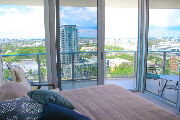 Aria on the Bay #1701 image #18