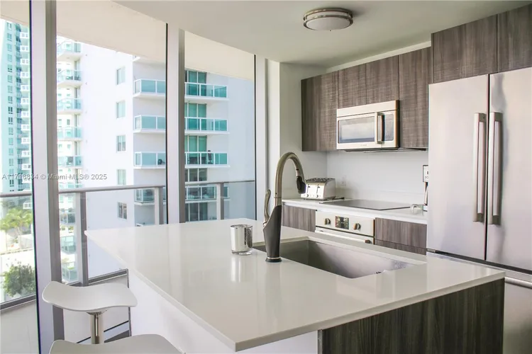 Aria on the Bay #1701 image #20