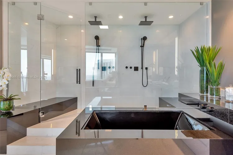 Porsche Design Tower #4705 image #26